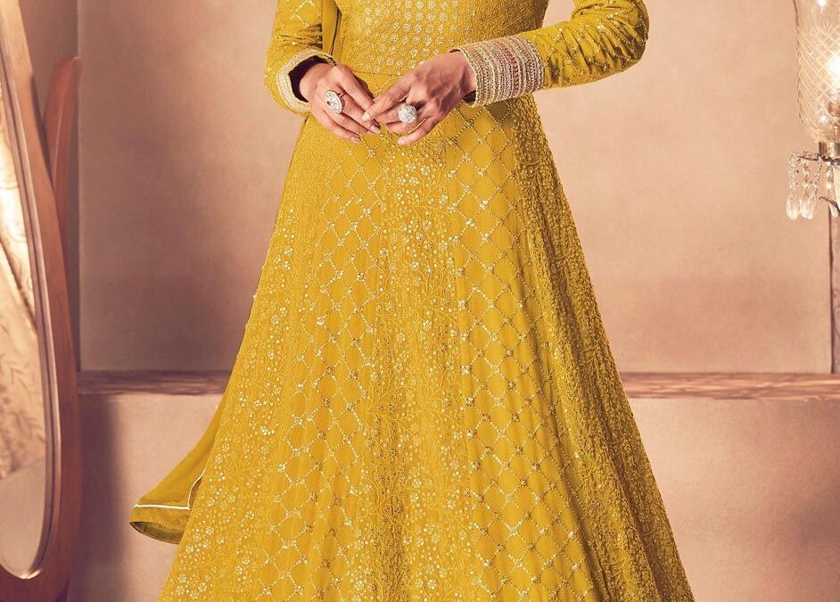 The Eternal Charm of Anarkali: 7 Tips to Style Anarkali Salwar Suits in 2024