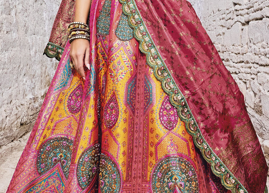 Spread the Charm of Banaras: Best Banarasi Silk Lehenga Sets